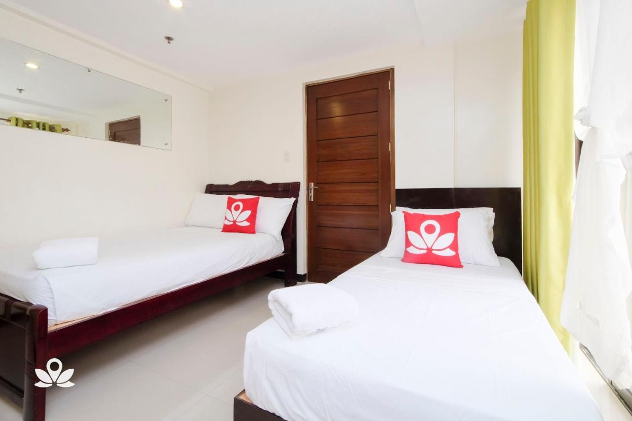 Zen Rooms Time Travellers Makati Makati City Exterior photo