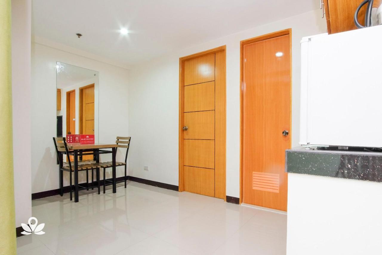 Zen Rooms Time Travellers Makati Makati City Exterior photo